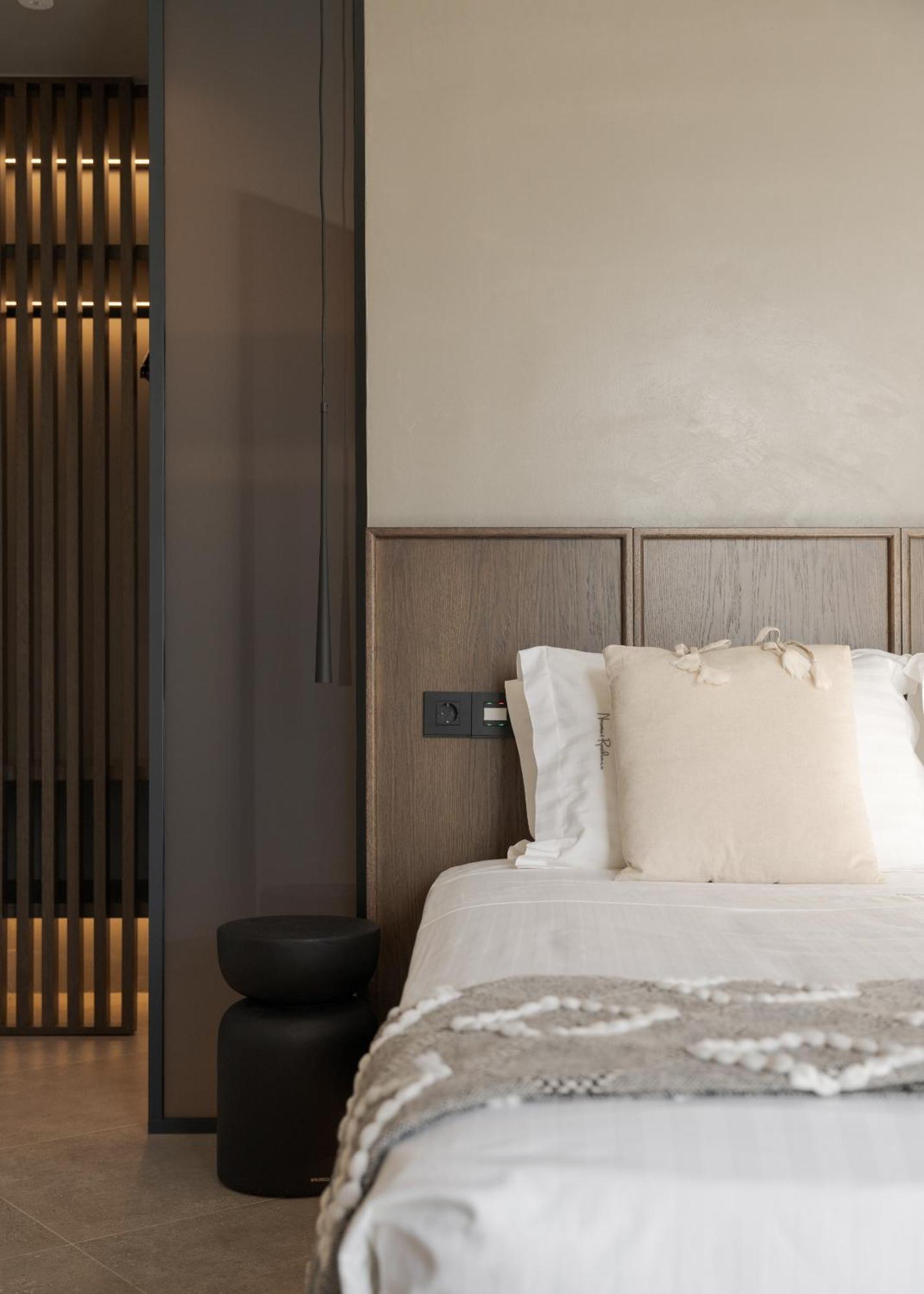 Neromai Cave Luxury Villas Koxare Room photo