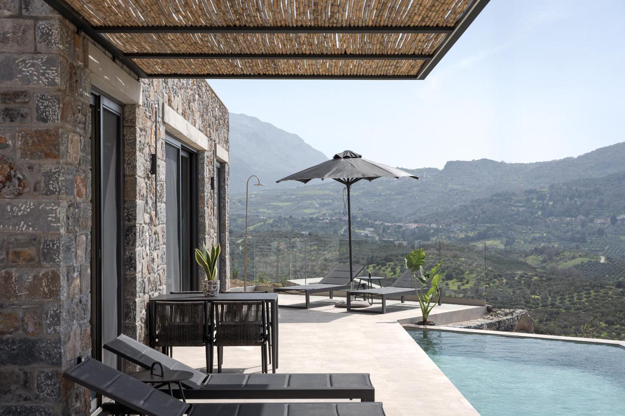 Neromai Cave Luxury Villas Koxare Room photo