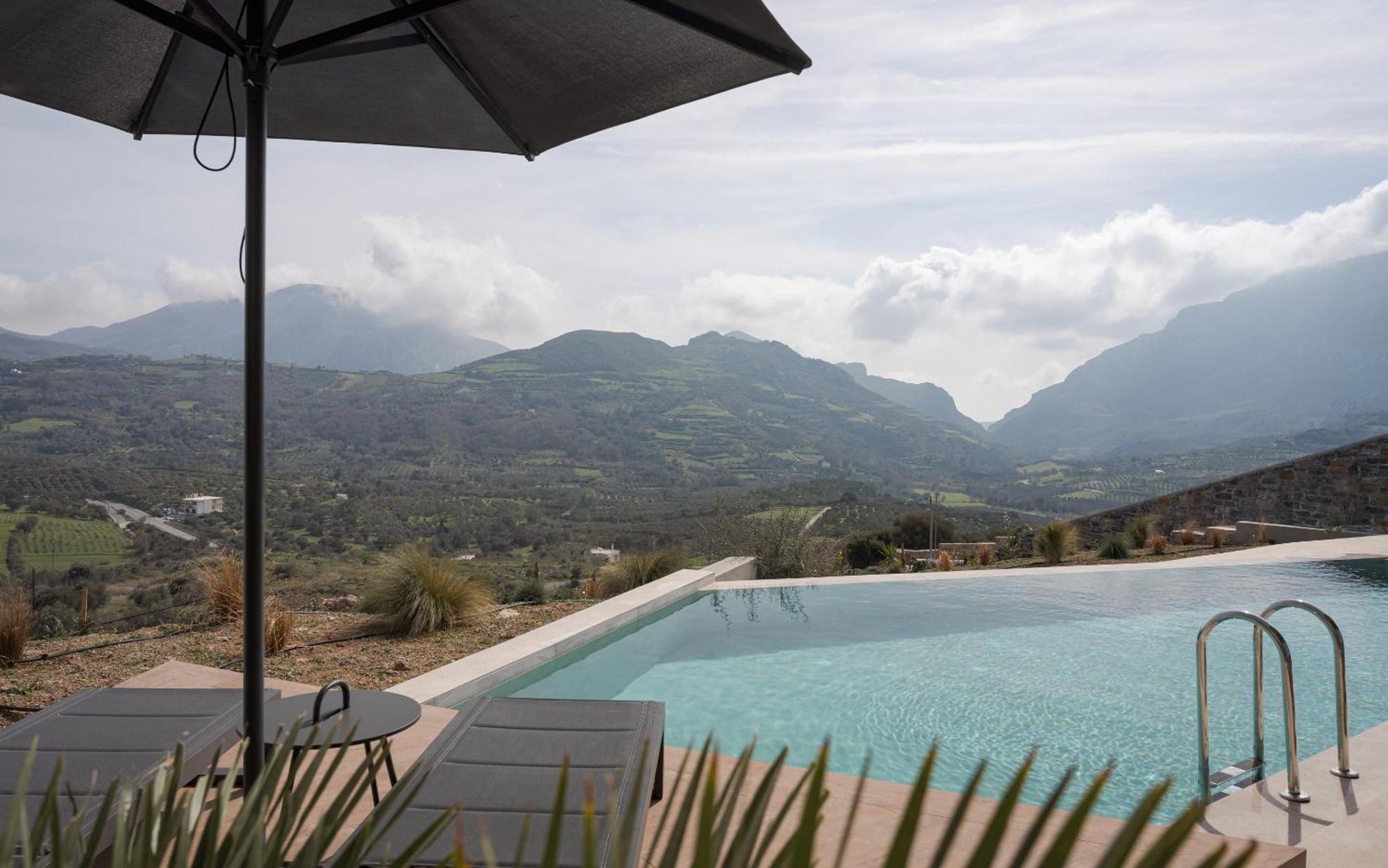 Neromai Cave Luxury Villas Koxare Room photo